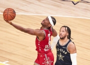 开云体育入口-雄鹿铁扣砍分，步行者大胜一场