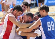 开云体育官网-欢呼悲叹之间，比赛场上灿烂绽放