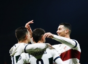 开云体育入口-葡萄牙队险胜波兰队，马龙关键制胜