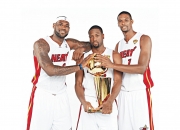 开云下载-太阳鏖战雄鹿，布伦森在东决关键战接管比赛