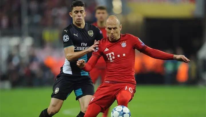 关于阿森纳爆冷里昂，罗本完成帽子戏法的信息