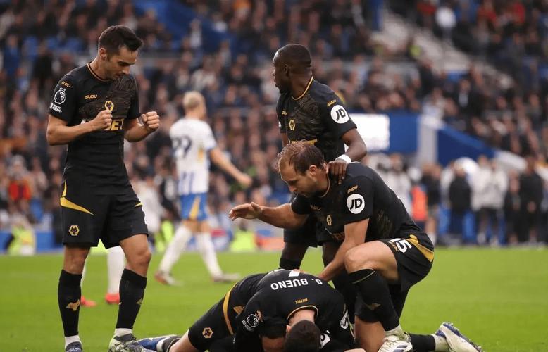 关于法国碾压曼城，哈兰德统治全场的信息