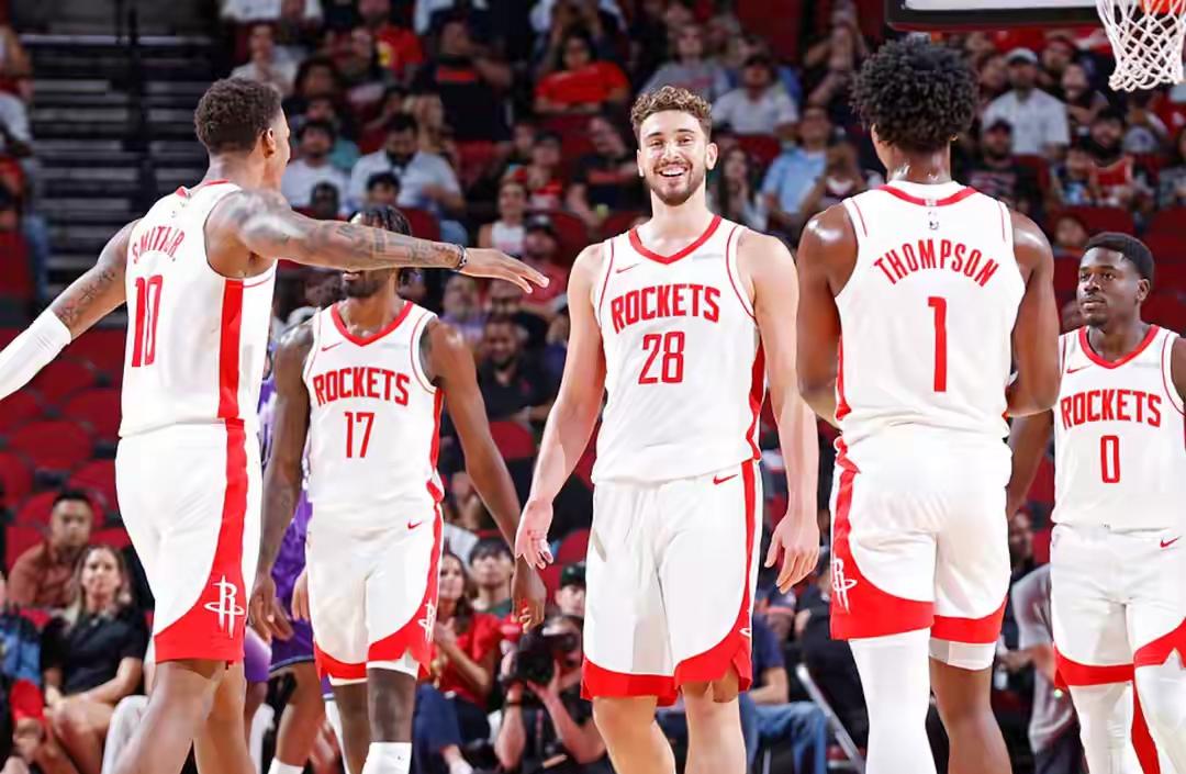 猛龙与人队上演激烈对决，谁能笑到最后？