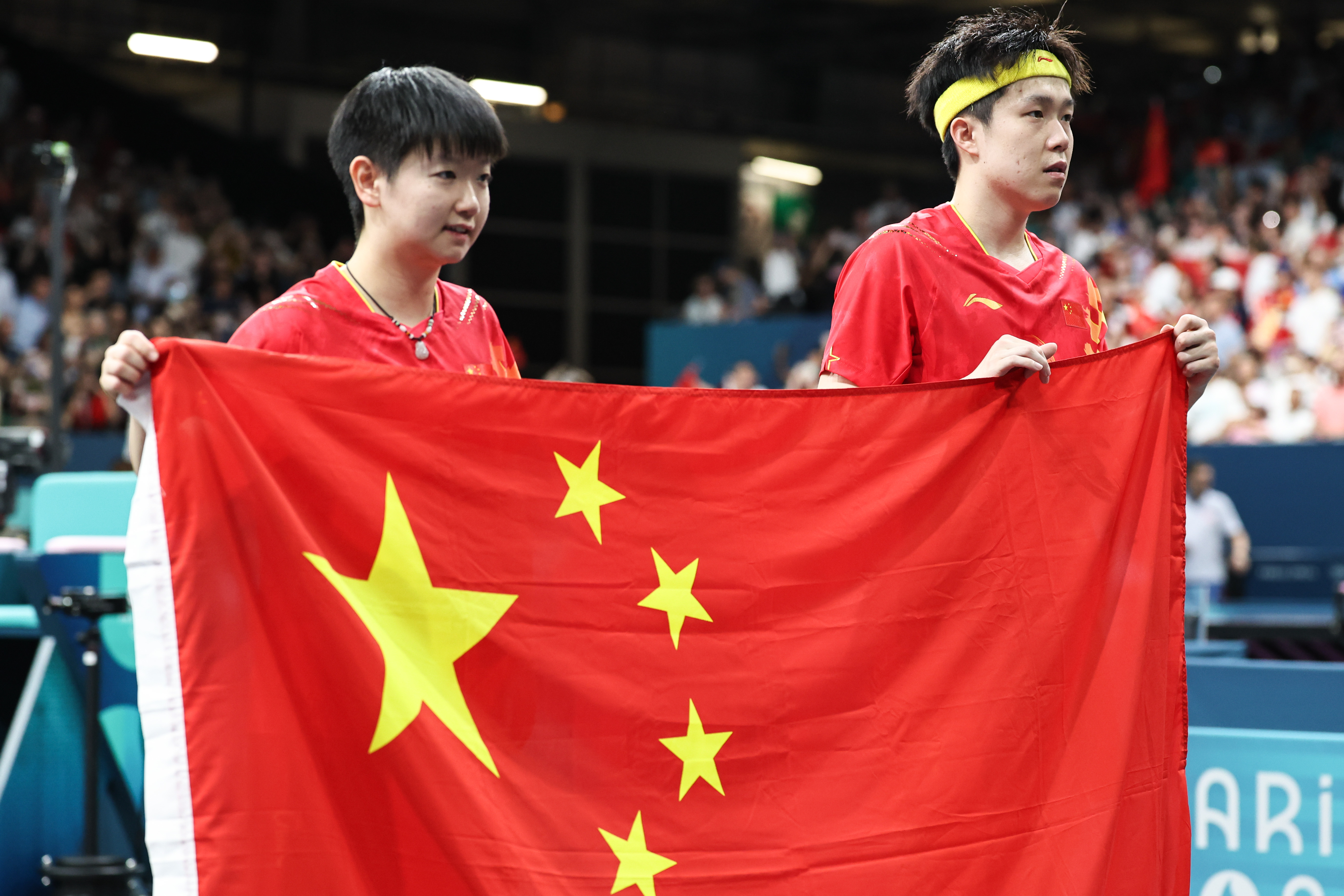 比赛瞬间撼动心弦，旗开得胜