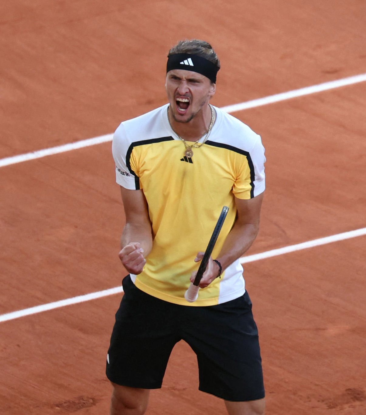 关于法网逆转联合杯，兹维列夫状态火热的信息