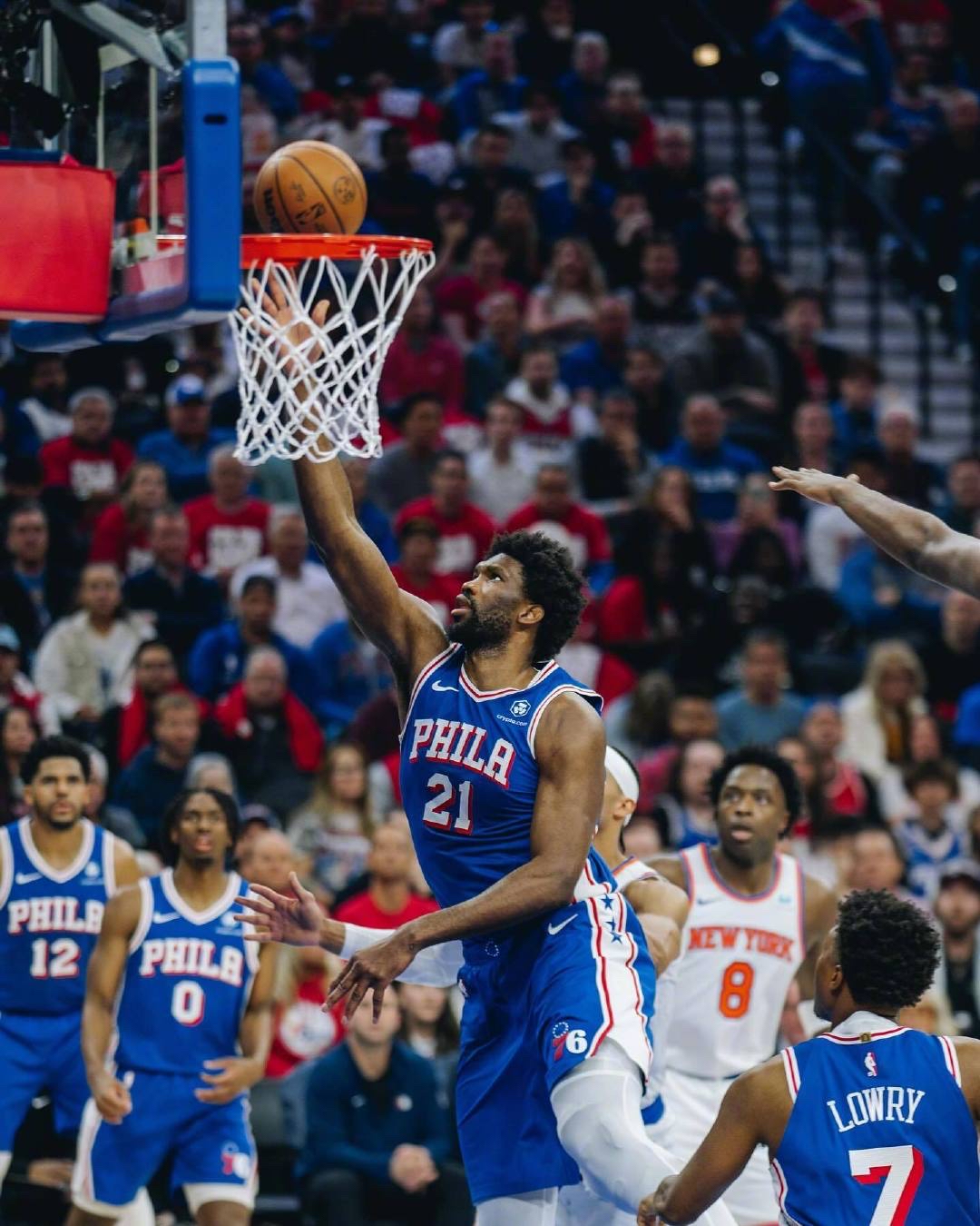 鹈鹕力克火箭，恩比德关键制胜