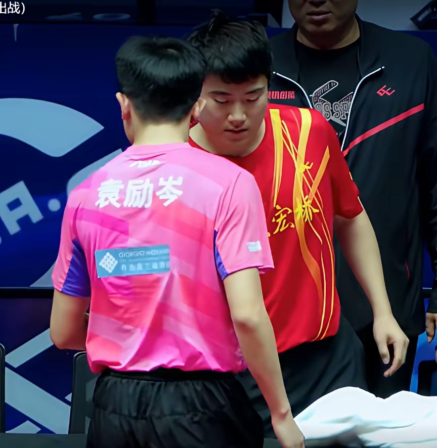 包含韩国队轻取英格兰队，梁靖崑点燃赛场的词条