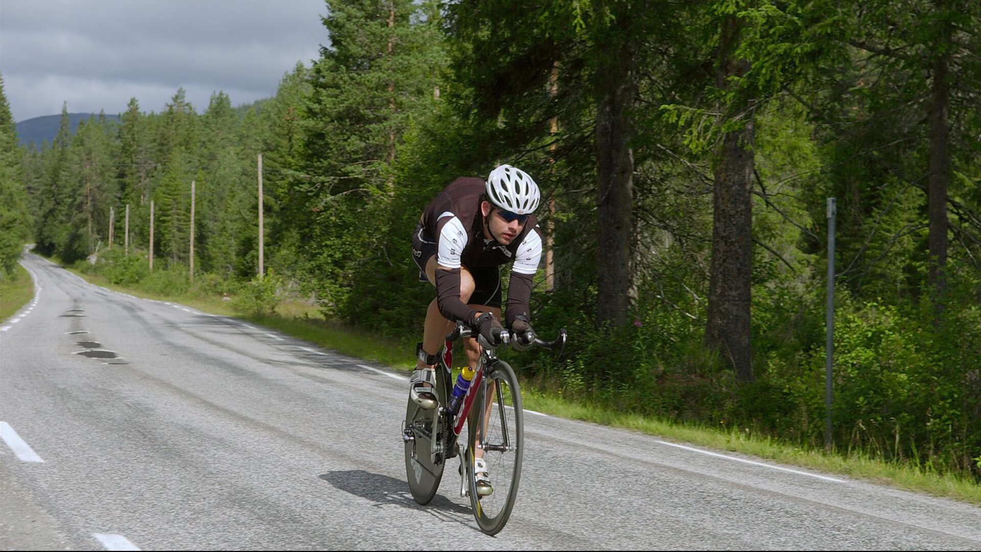 冠军级表现！塔图姆狂砍41分，黄蜂力克雄鹿终结对手连胜